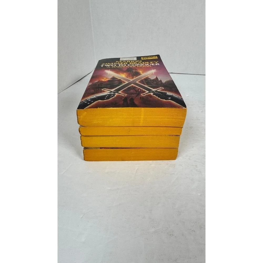 Marion‎ Zimmer Bradley Darkover Novels DAW Books Sci-Fi Fantasy Paperback Lot 4
